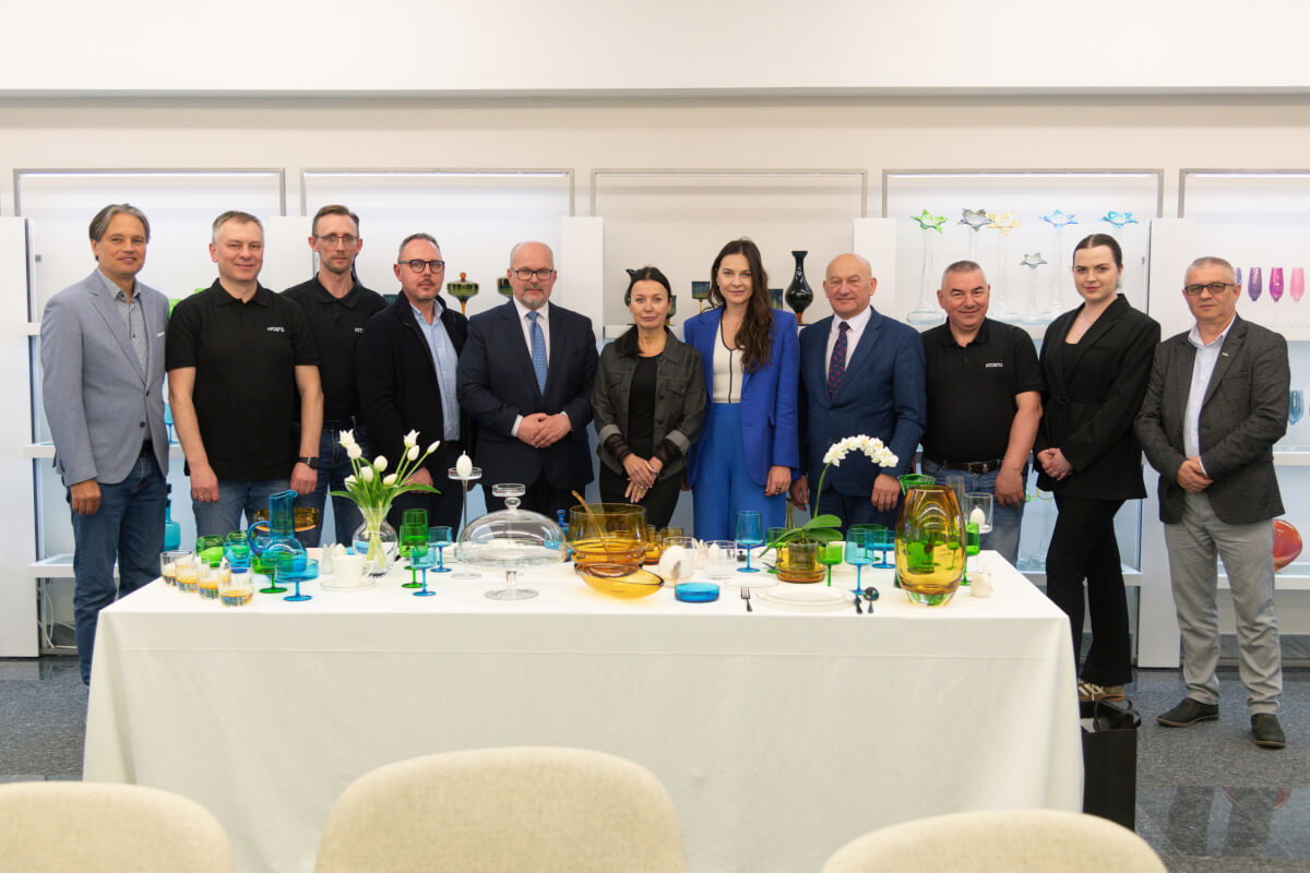 Krosno Glass S.A. inwestuje w szkoły powiatu krośnieńskiego