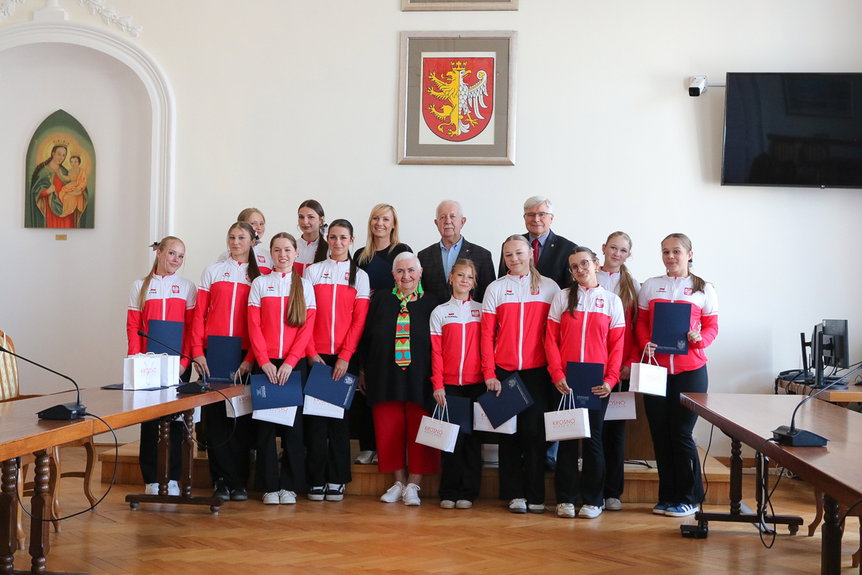 Oficjalne gratulacje dla medalistek mistrzostw świata