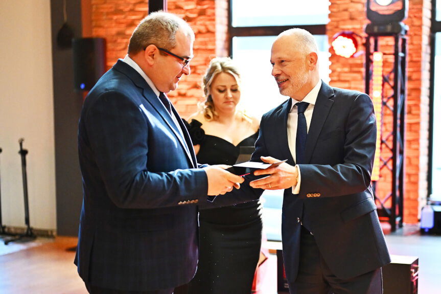 Krośnieńskie sprężyny w autach na 5 kontynentach. FA Krosno świętuje 20-lecie