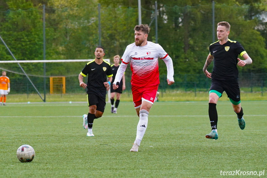 Jeden gol, trzy punkty. Dukla lepsza od Karpat Klimkówka