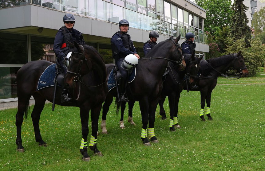 Policjanci zabezpieczali mecz pomiędzy drużynami Resovii Rzeszów i Stali Stalowa Wola