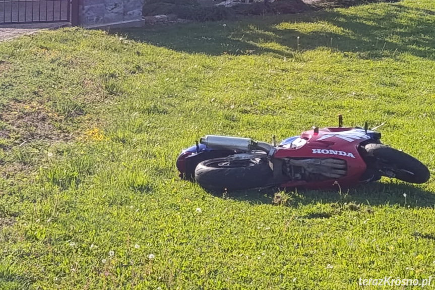Wypadek motocyklistki w Żeglcach