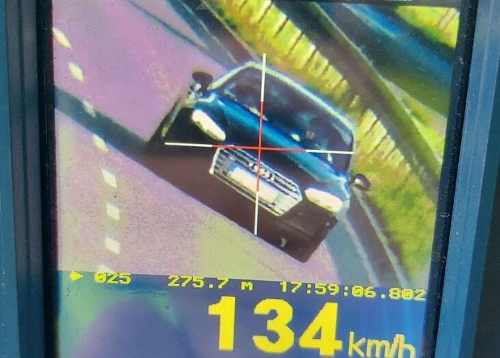 Audi pędziło 134 km/h w Rzeszowie. Kierowca stracił prawo jazdy