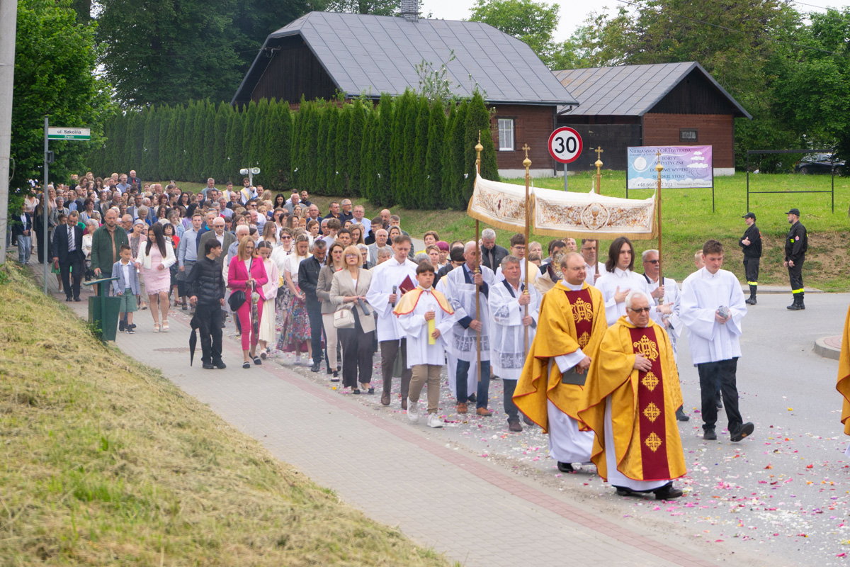 Procesja Bożego Ciała w Zręcinie