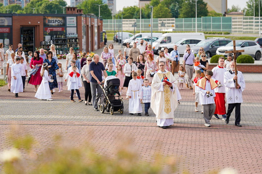 Procesja Bożego Ciała. Od Sanktuarium po Krzyż Papieski