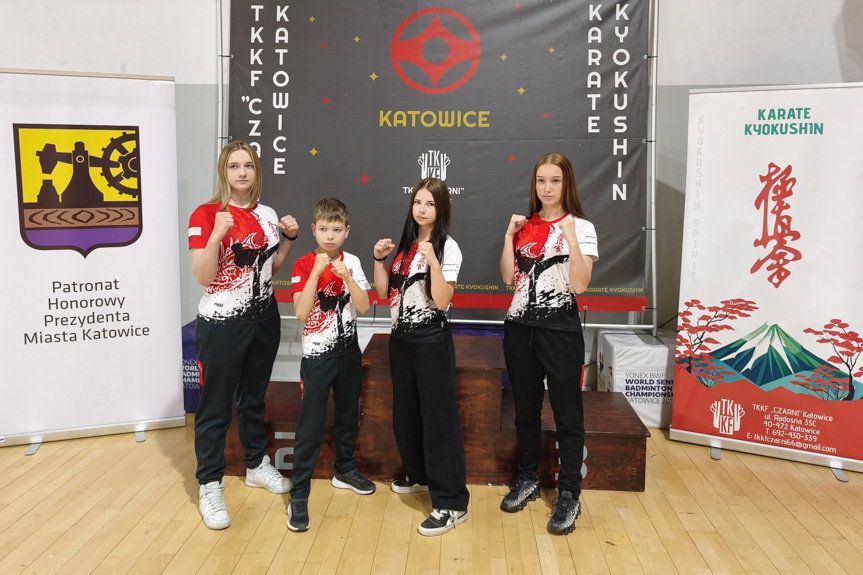 zawodnicy KKK Karate