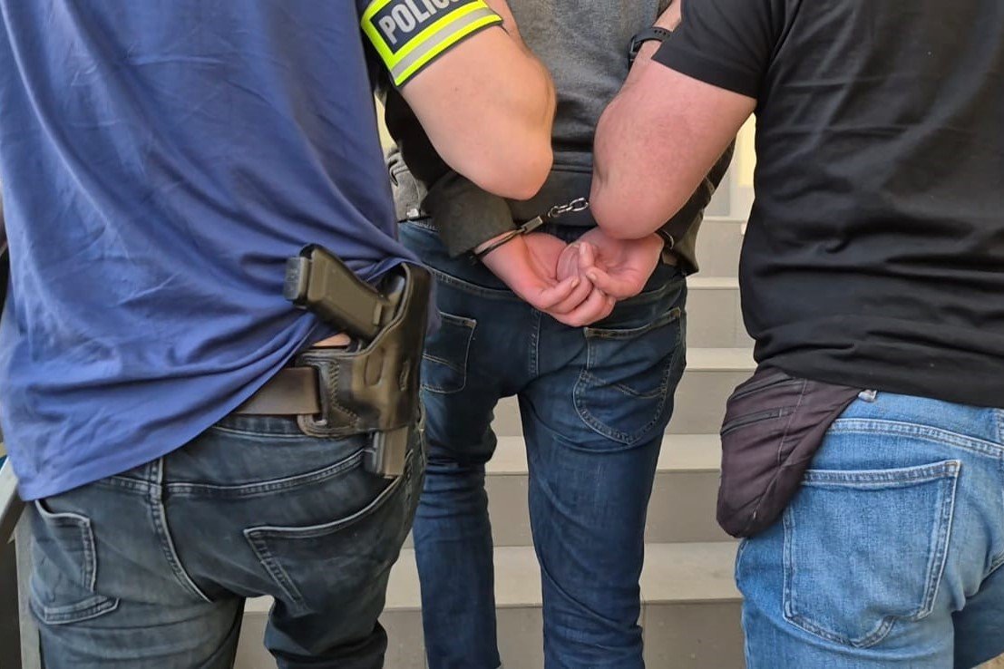 Policjanci zatrzymali podejrzanych o kradzież rozbójniczą