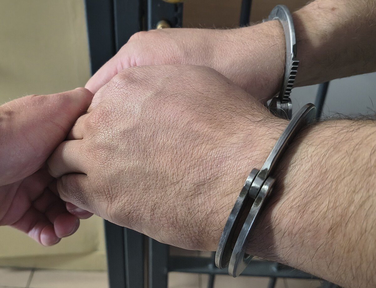 Brzozowscy policjanci zatrzymali 26-latka. Trafił do więzienia na 3 lata
