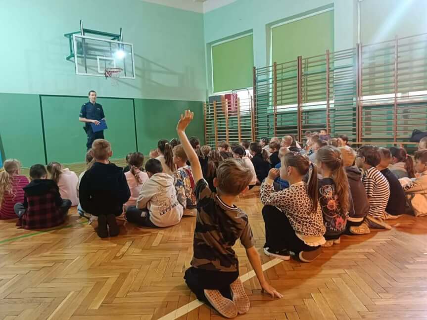 Wakacje tuż przed startem - ważna lekcja bezpieczeństwa dla uczniów
