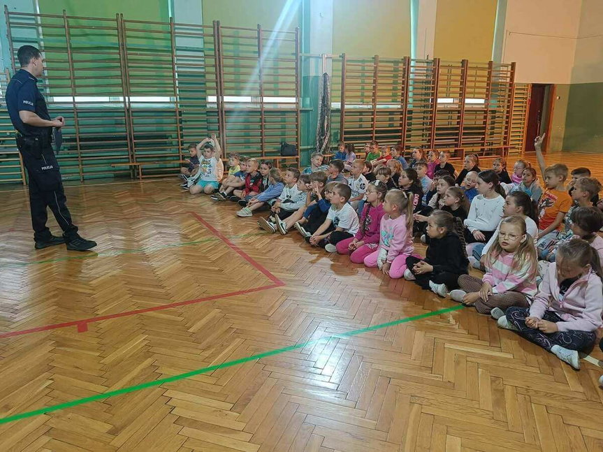 Wakacje tuż przed startem - ważna lekcja bezpieczeństwa dla uczniów