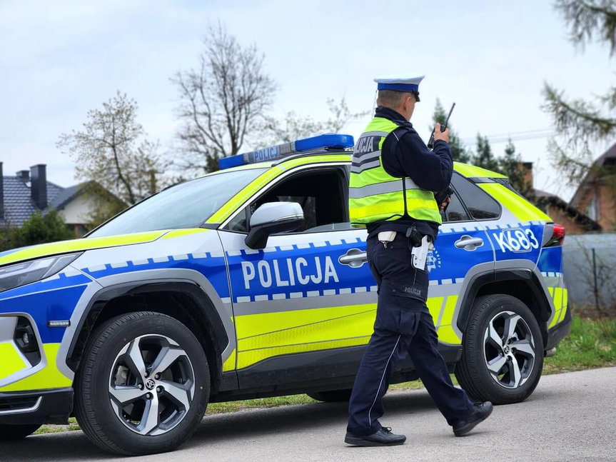 Popisy za kierownicą skończyły się surową karą dla 19-latka