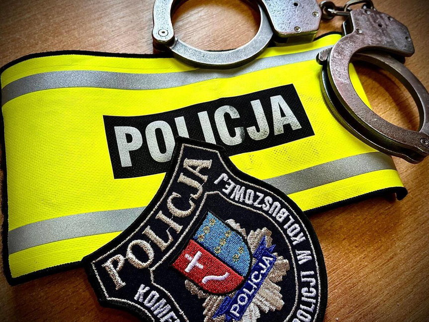 Koniec ucieczki 26-latka. Trafił prosto do więzienia