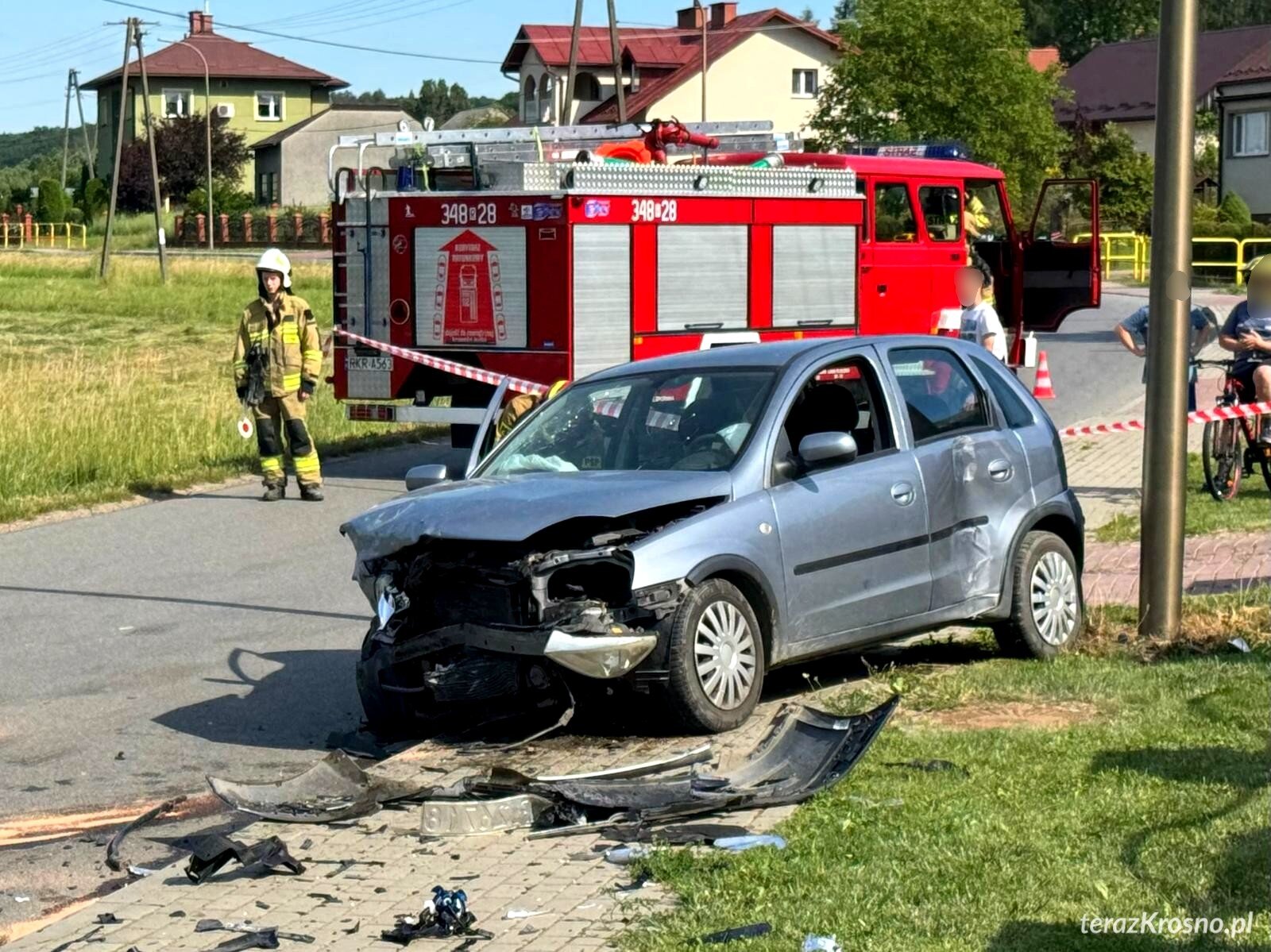 Wypadek w Milczy. Czołowo zderzyły się dwa samochody