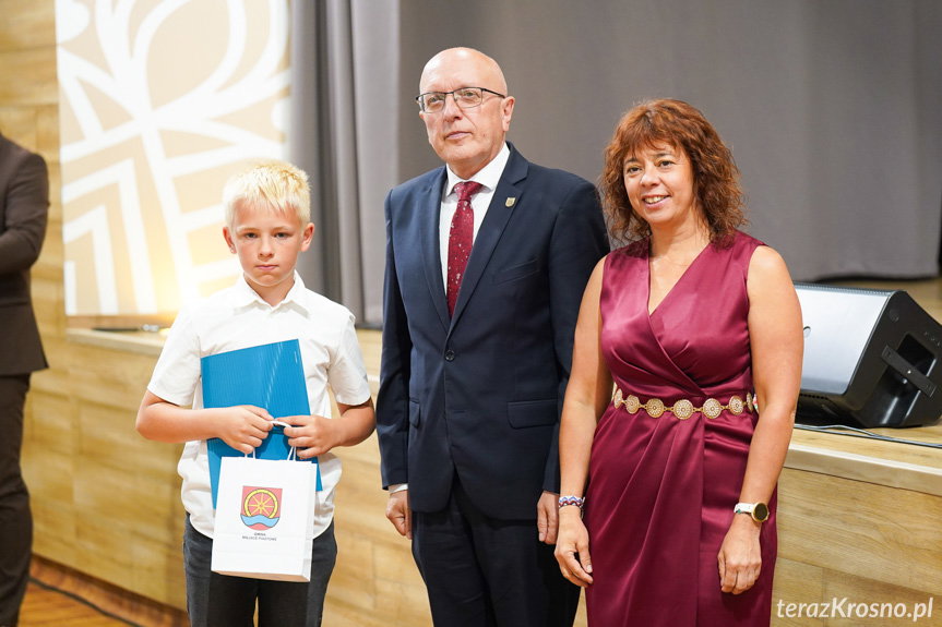 Gmina Miejsce Piastowe doceniła uczniów, pedagogów i placówki