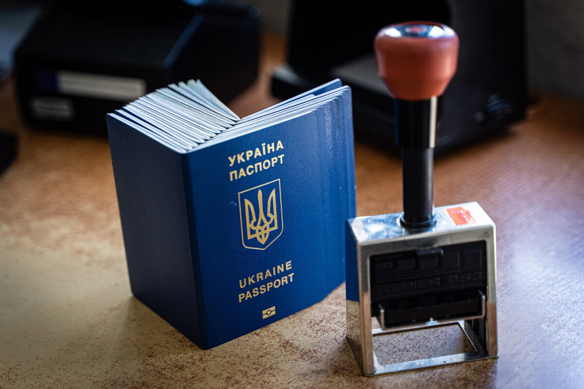 Obywatelka Ukrainy zatrzymana w Medyce - w paszporcie miała fałszywe stemple