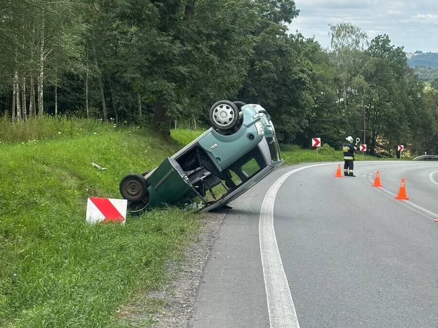 Bez prawa jazdy, bez OC i bez przeglądu. Tak zakończyła się jazda 49-latki