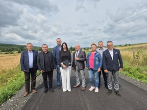 Powiat krośnieński zakończył modernizację kolejnego fragmentu trasy Jedlicze - Długie - Żarnowiec