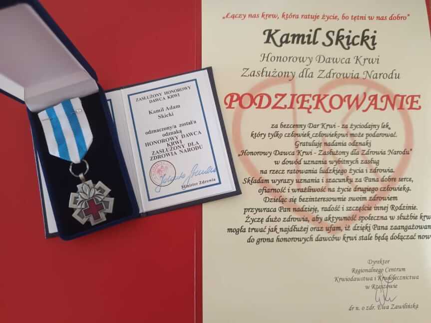 Policjant i honorowy dawca krwi. Wyjątkowe wyróżnienie dla funkcjonariusza