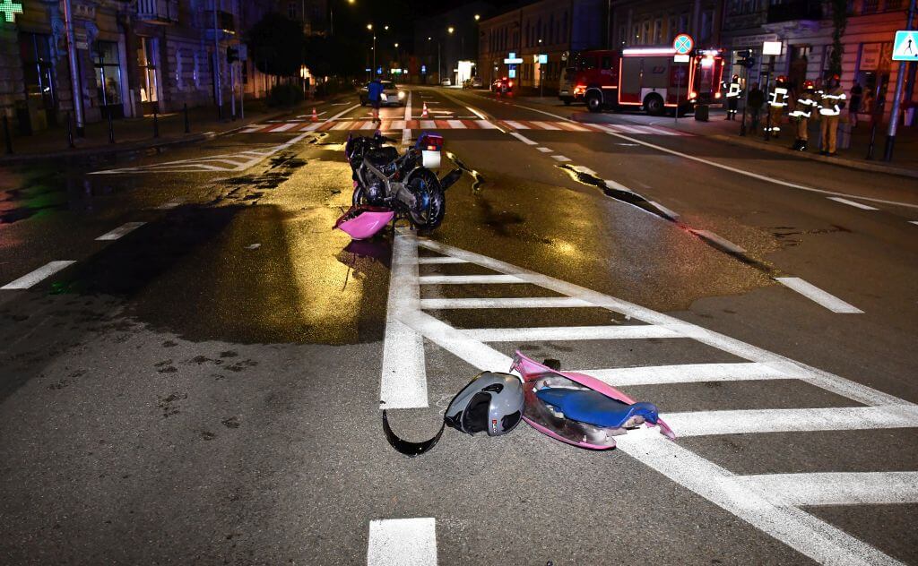 Zderzenie Audi z motocyklem w Jarosławiu. Ranny 28-latek