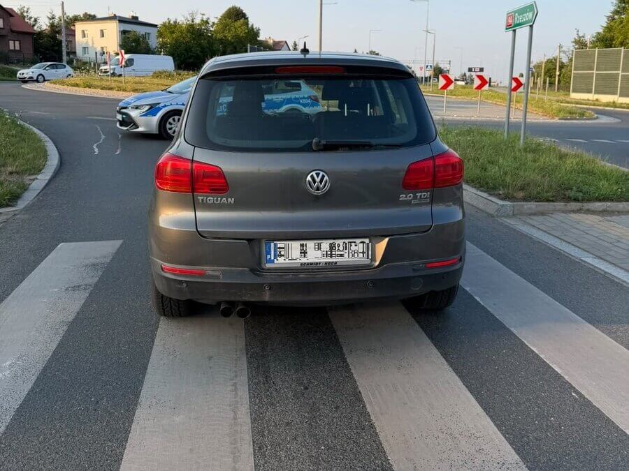 Jechał pod prąd i nie zatrzymał się do kontroli. Był kompletnie pijany