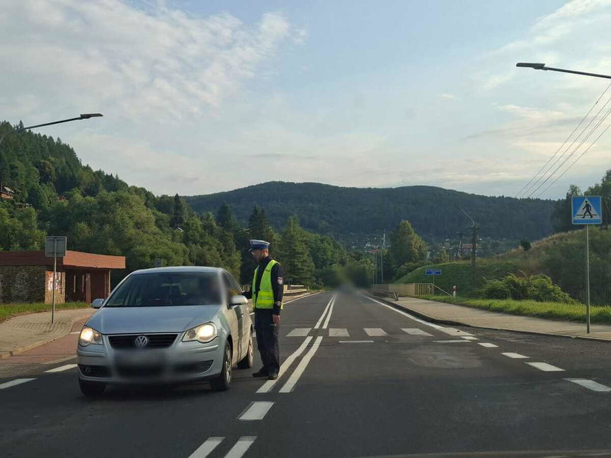 Trzeźwy poranek na drogach. Wpadła 45-letnia kierująca