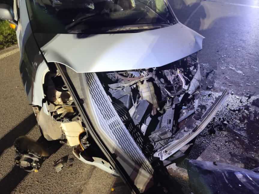 Miała 1,5 promila i zderzyła się czołowo z Renaultem. Trzy osoby w szpitalu