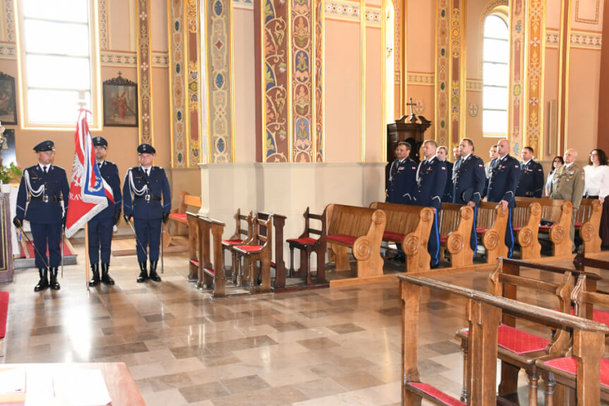 Policjanci z Lubaczowa świętowali. Były odznaczenia i awanse