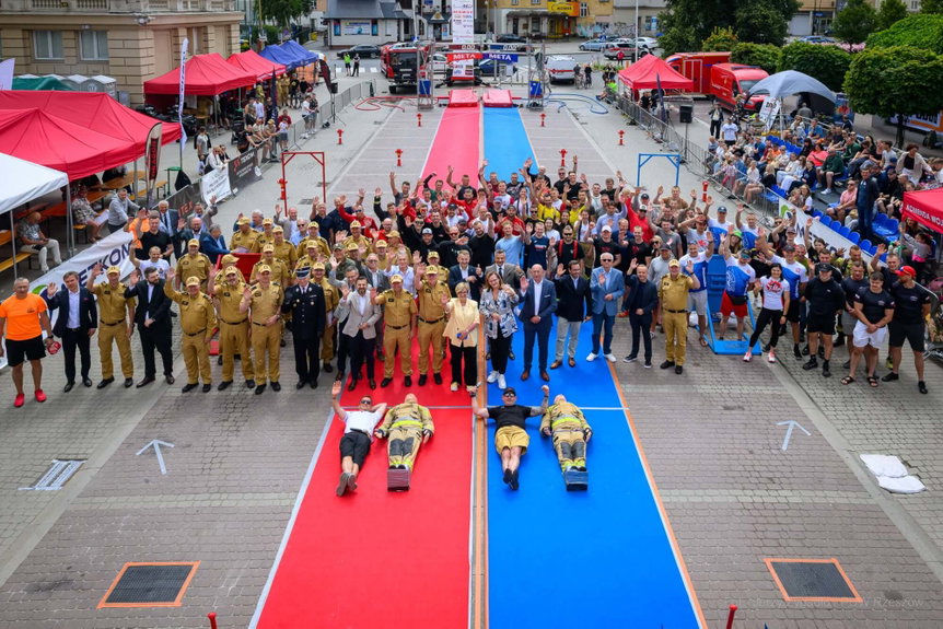 Ponad stu strażaków walczy o tytuł najtwardszego w Polsce