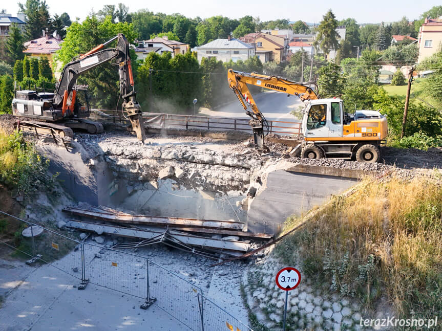 Ulica Grodzka w Krośnie zamknięta dłużej niż zakładano