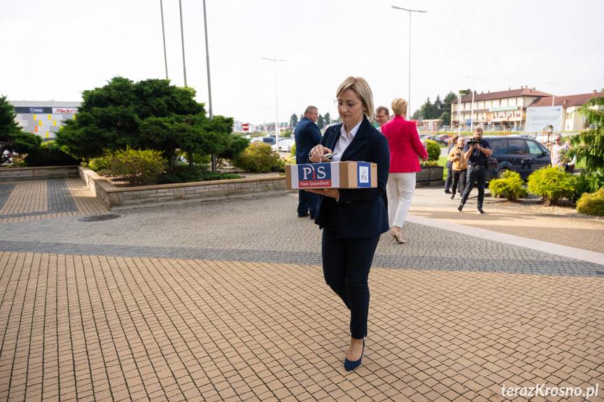 Prawo i Sprawiedliwość zarejestrowało listy wyborcze