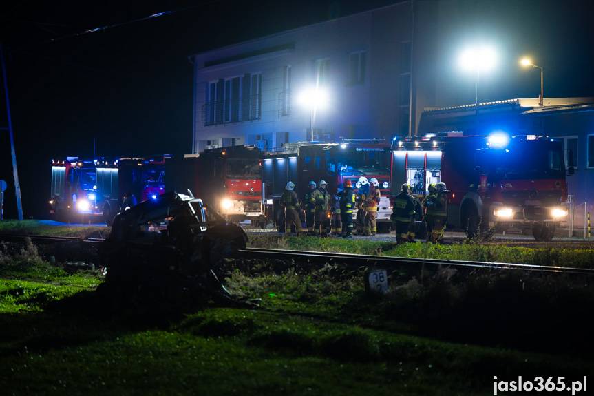 Zderzenie pociągu z samochodem osobowym w Przysiekach