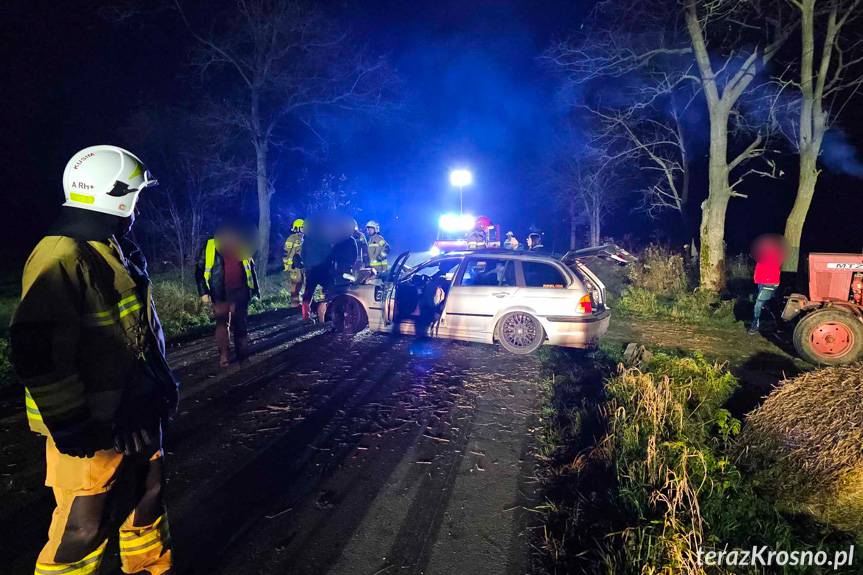 Zderzenie bmw z ciągnikiem rolniczym