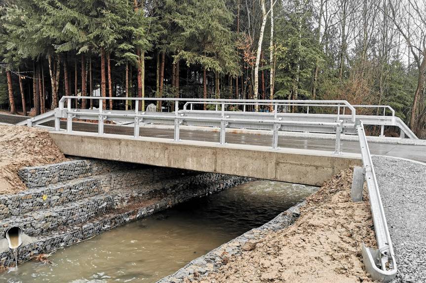 Most na potoku Kopytko otwarty