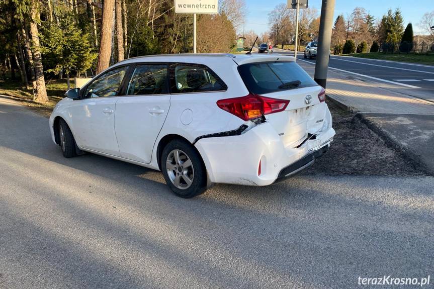 Zderzenie samochodów w Jaszczwi