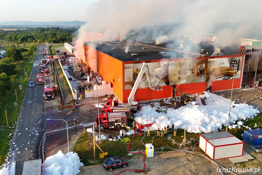 Wielki pożar Merkury Market. Jest śledztwo prokuratury