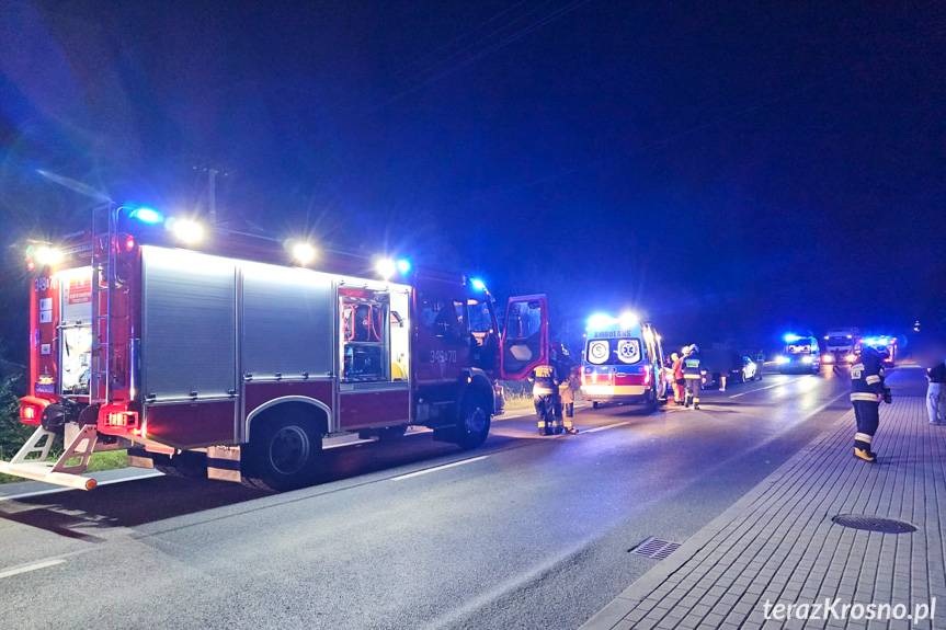 Miejsce Piastowe. Zderzenie dwóch samochodów