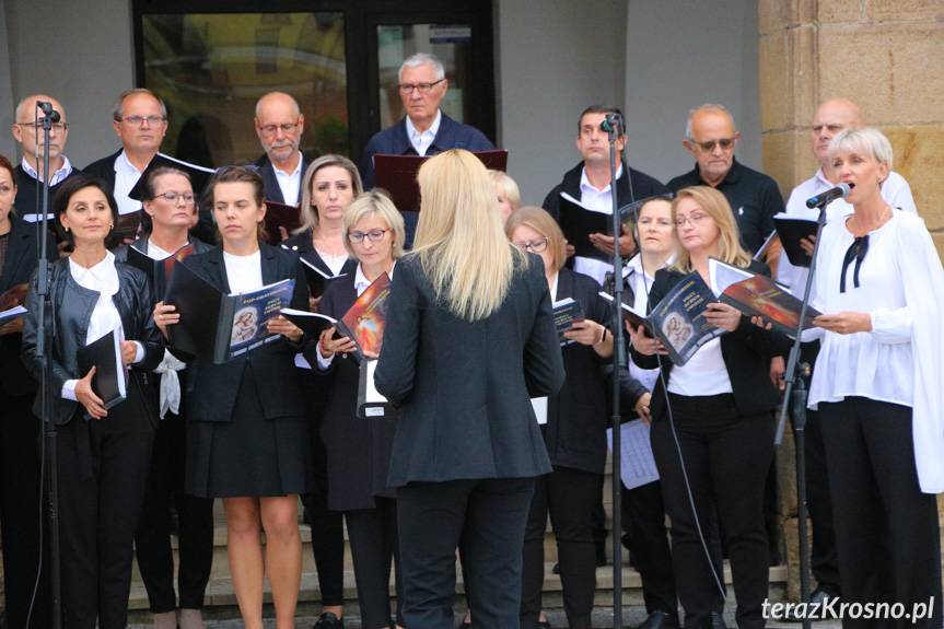 Koronka na ulicach miast - Krosno dołącza do światowej inicjatywy