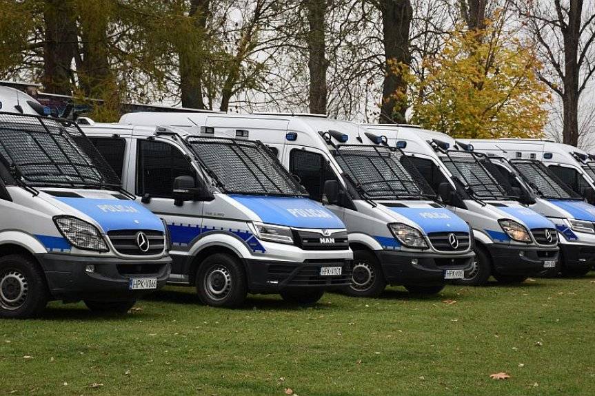 Policjanci zabezpieczali mecz pomiędzy drużynami JKS Jarosław a Karpatami Krosno