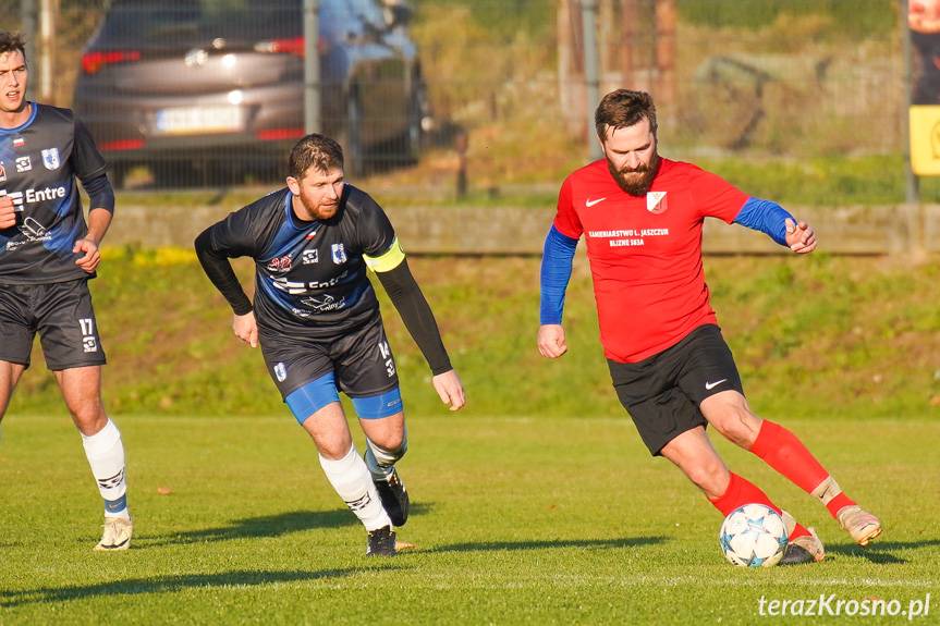 Emocjonujące derby zakończone zwycięstwem Iskry Iskrzynia [ZDJĘCIA]