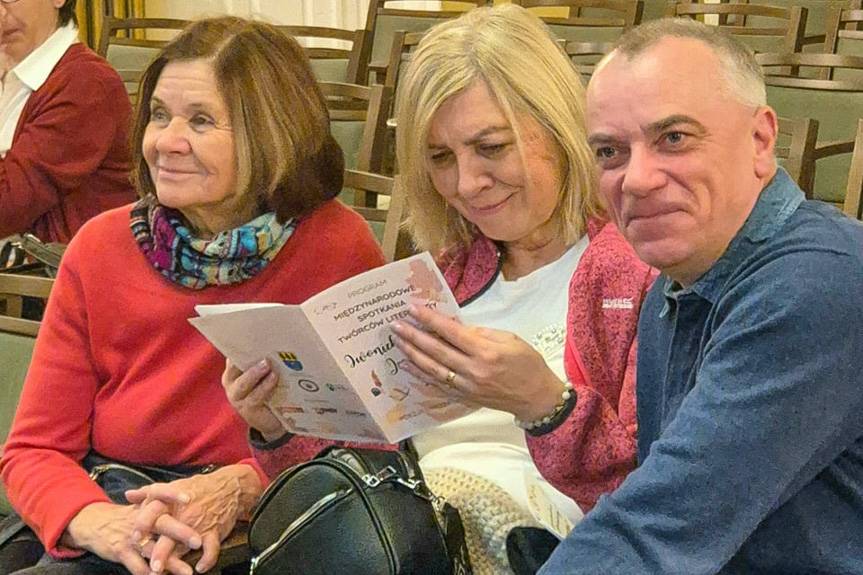 Poezja, muzyka i inspiracja - pierwszy dzień "Iwonickiej Jesieni"