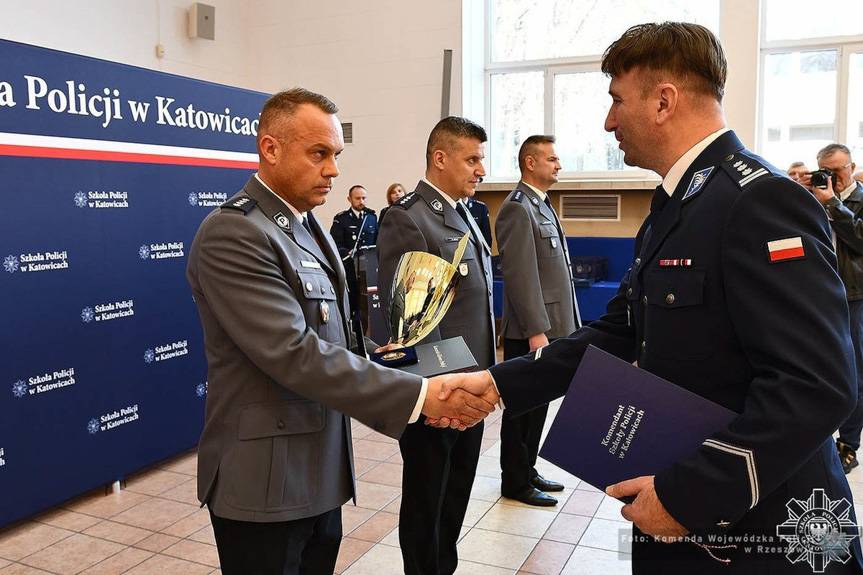 Dyżurny z Brzozowa najlepszy w kraju