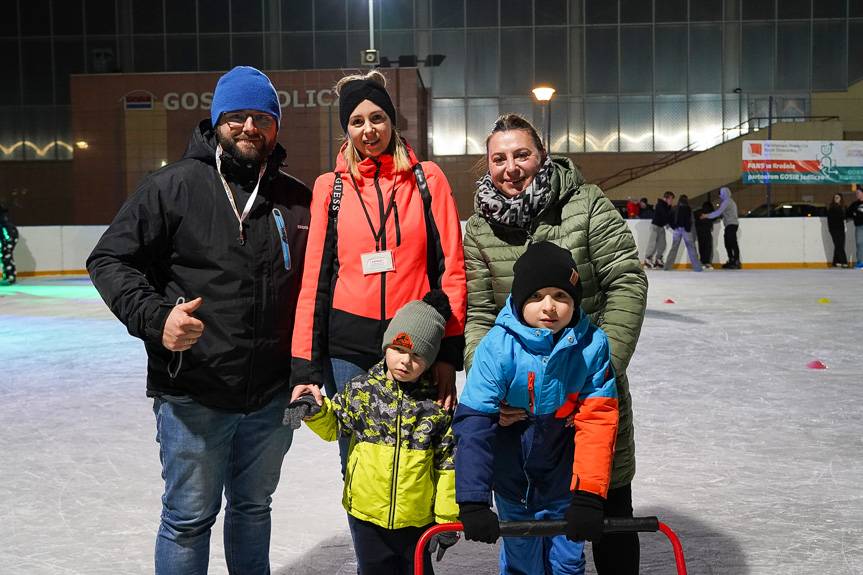 Roztańczone lodowisko w Jedliczu