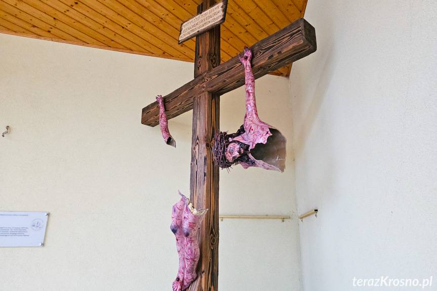 Figura Jezusa zniszczona. Sebastian R. usłyszał zarzuty