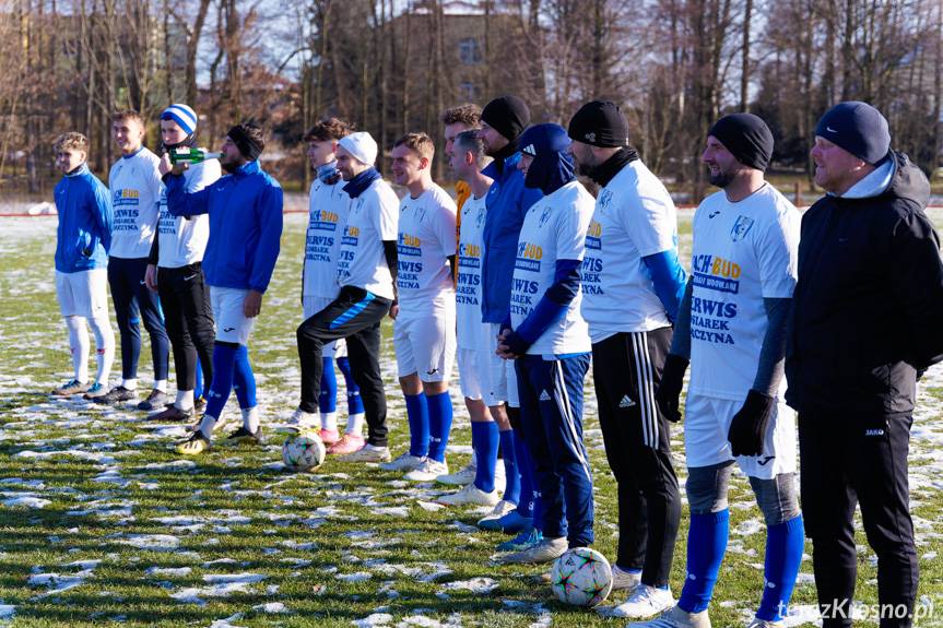 Kotwica Korczyna kultywuje sylwestrową tradycję