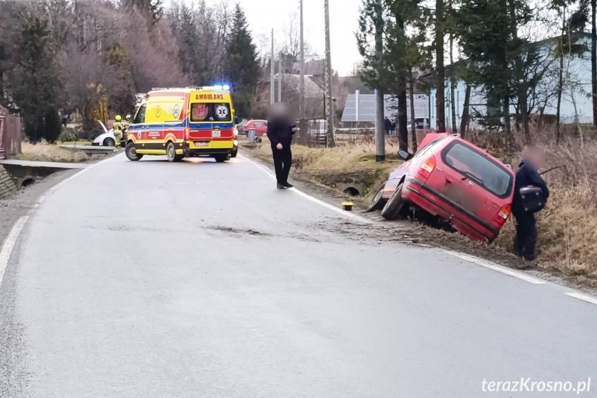Wietrzno. Seria kolizji na oblodzonej drodze