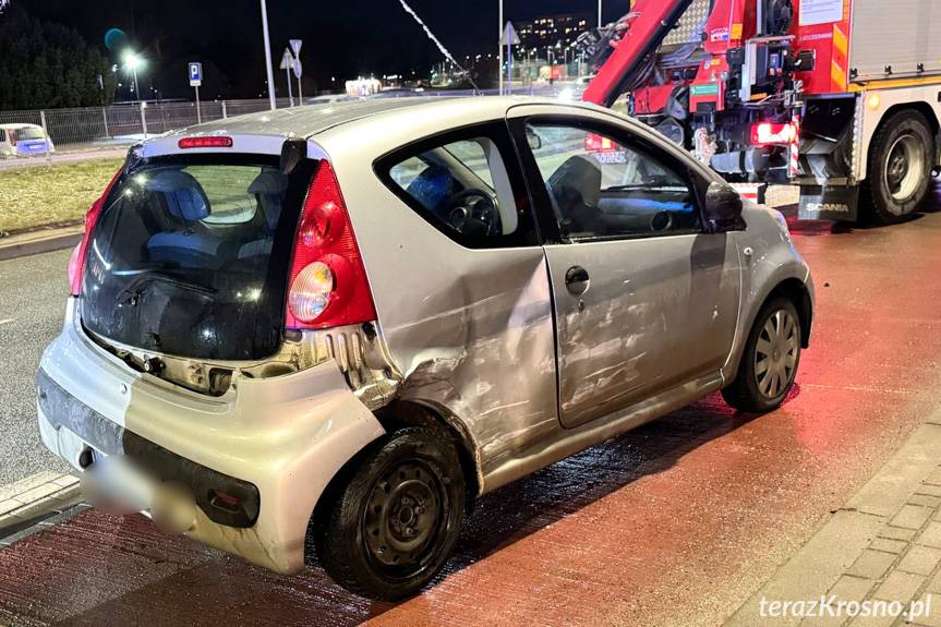 Krosno. Zderzenie dwóch samochodów