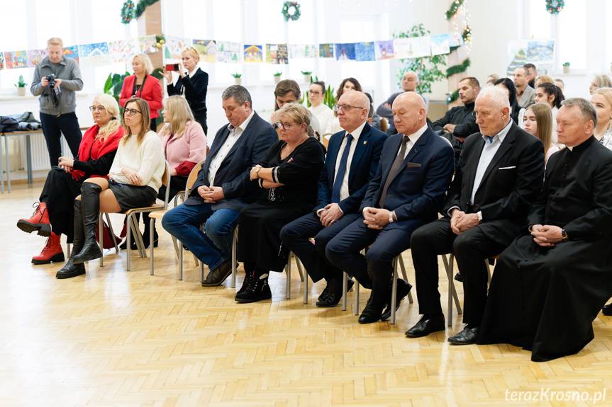 Talenty dzieci i młodzieży z powiatu krośnieńskiego. Finał konkursu w Iwoniczu [ZDJĘCIA]