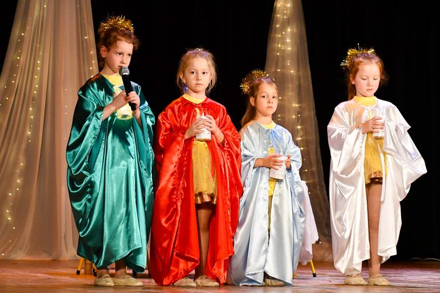 Przedszkolaki z Rymanowa w świątecznym przedstawieniu