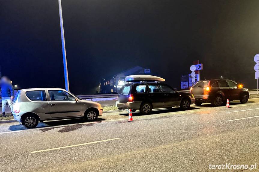 Zderzenie trzech samochodów w Krośnie