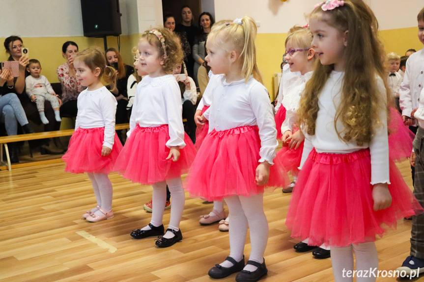 Uroczysty Dzień Babci, Dziadka i Seniora w Króliku Polskim [ZDJĘCIA]